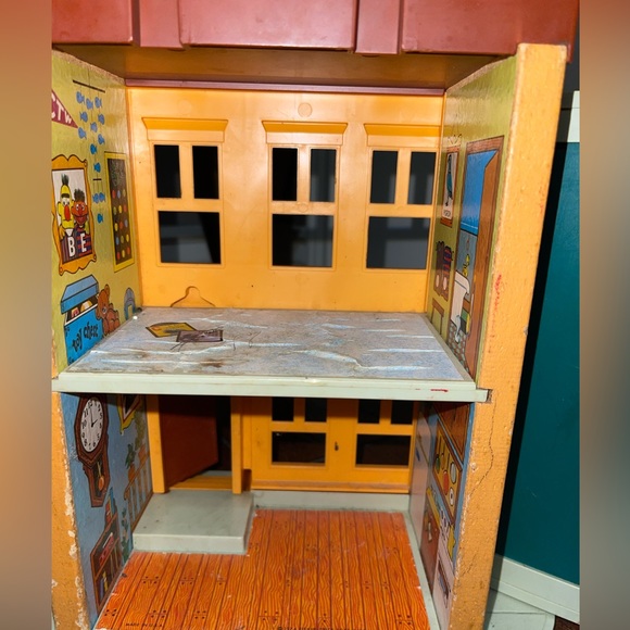 Fisher Price Sesame Street Playhouse - Picture 6 of 13